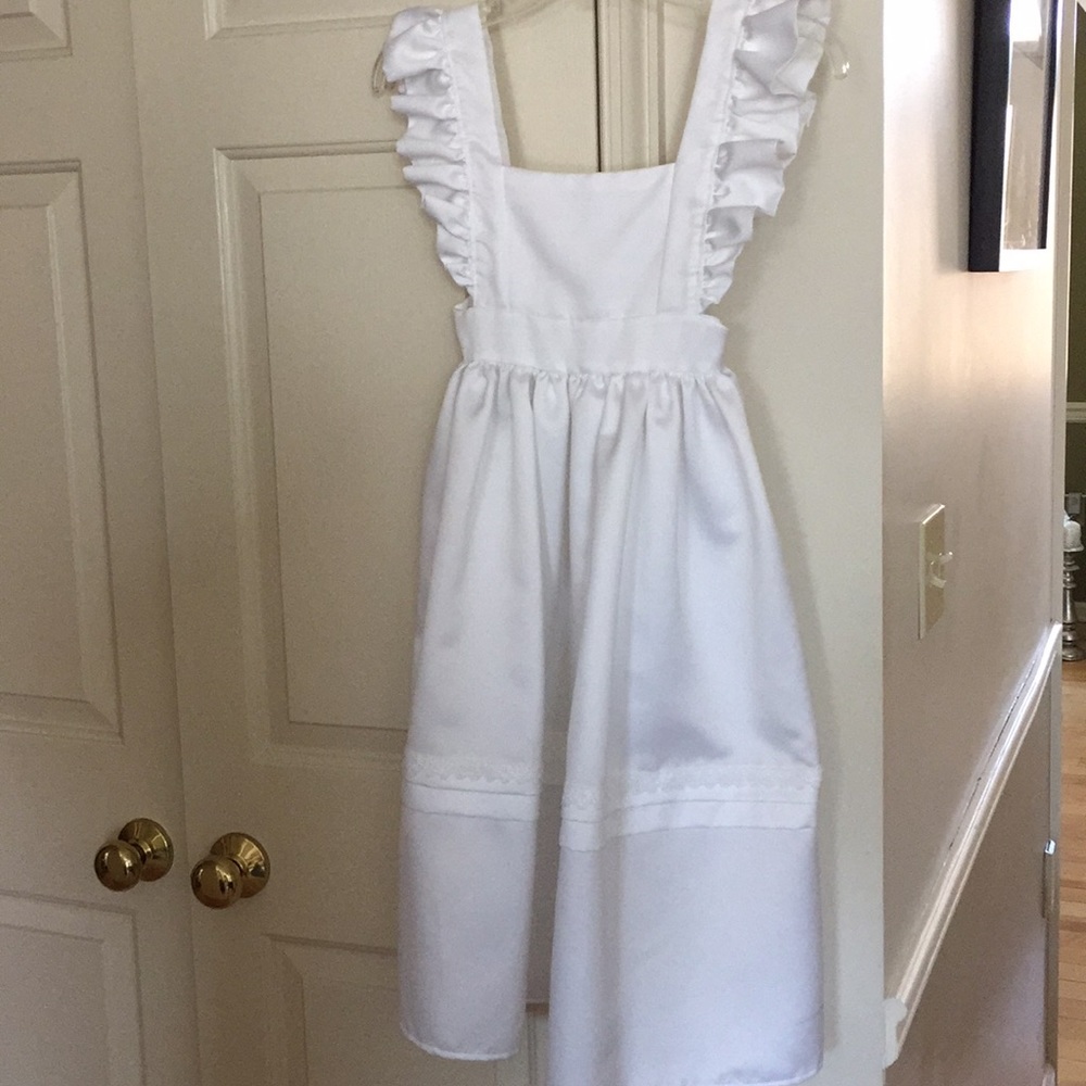 Flower girl/dress apron/protector for aftr wedding or any event. One left!